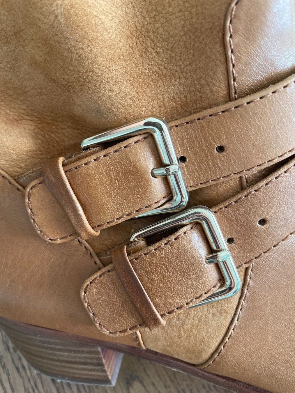 Scarpe da donna: BOTTES UTERQÜE – Usato da Morges venduto da Igp10 1