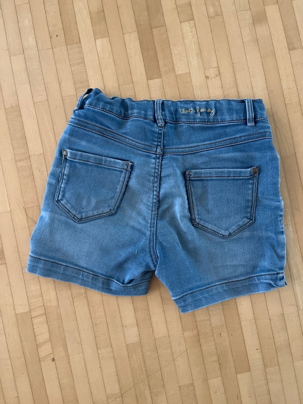 Name It Pantaloni: Shorts name it 140 Jeans – Usato da Horgen venduto da Hoppelhase11 1