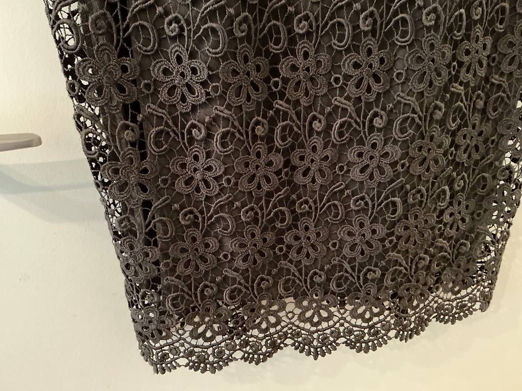 Vestiti: Wunderschönes Dunkelgrünes festliches Kleid – Usato da Oberwil BL venduto da Nikki13 1