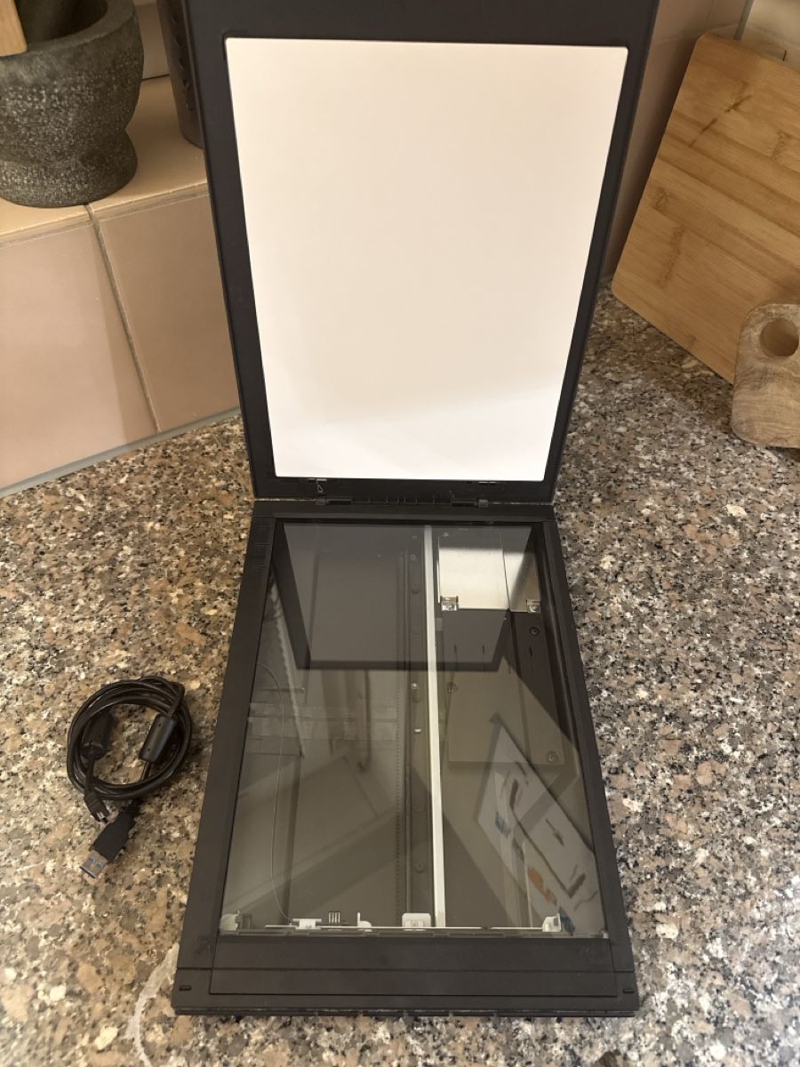 Canon Scanner: Canon CanoScan LiDE 300 Scanner – Gebraucht aus Bern von adi_fra 4