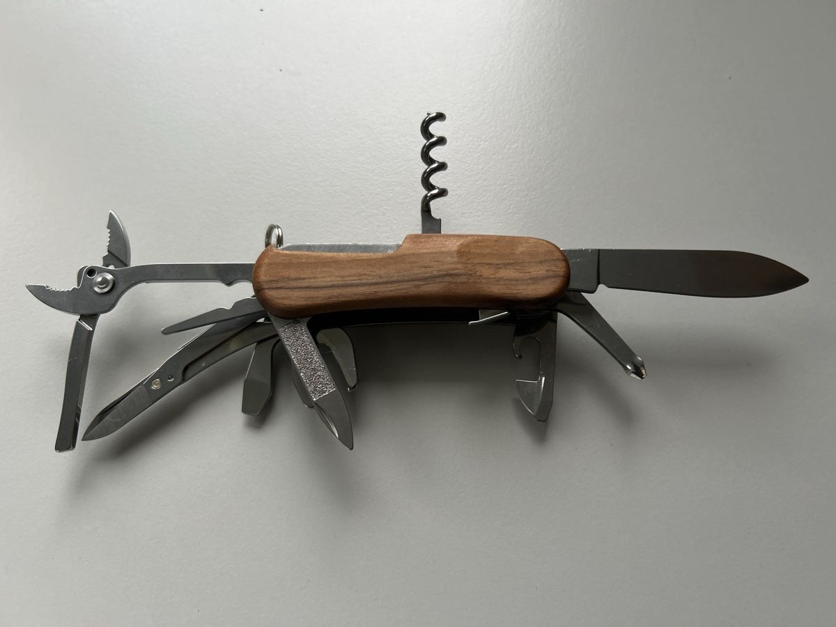 Victorinox Coltelli tascabile: Victorinox Messer 2.5221.S63U – Nuovo e nell'imballaggio originale da Sattel venduto da usch6417 3