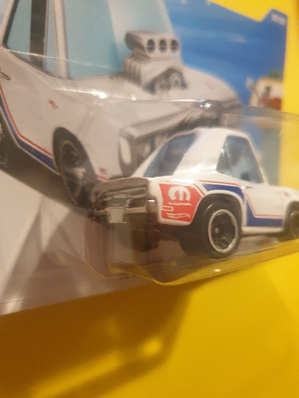 Hot Wheels Modellini d'auto: Hot Wheels '70 DODGE CHARGER – Nuovo e nell'imballaggio originale da Oftringen venduto da Rotor 3