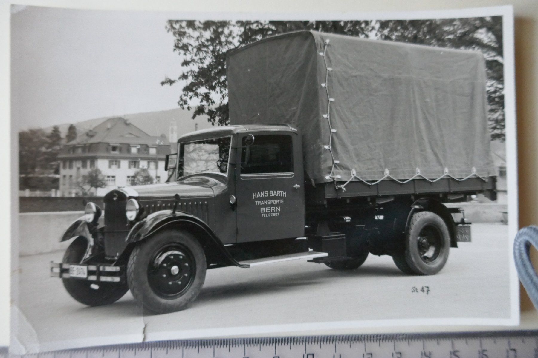 Poster & Bilder: Originalfoto,  Saurer  oder Berna – Gebraucht aus Madiswil von ML911