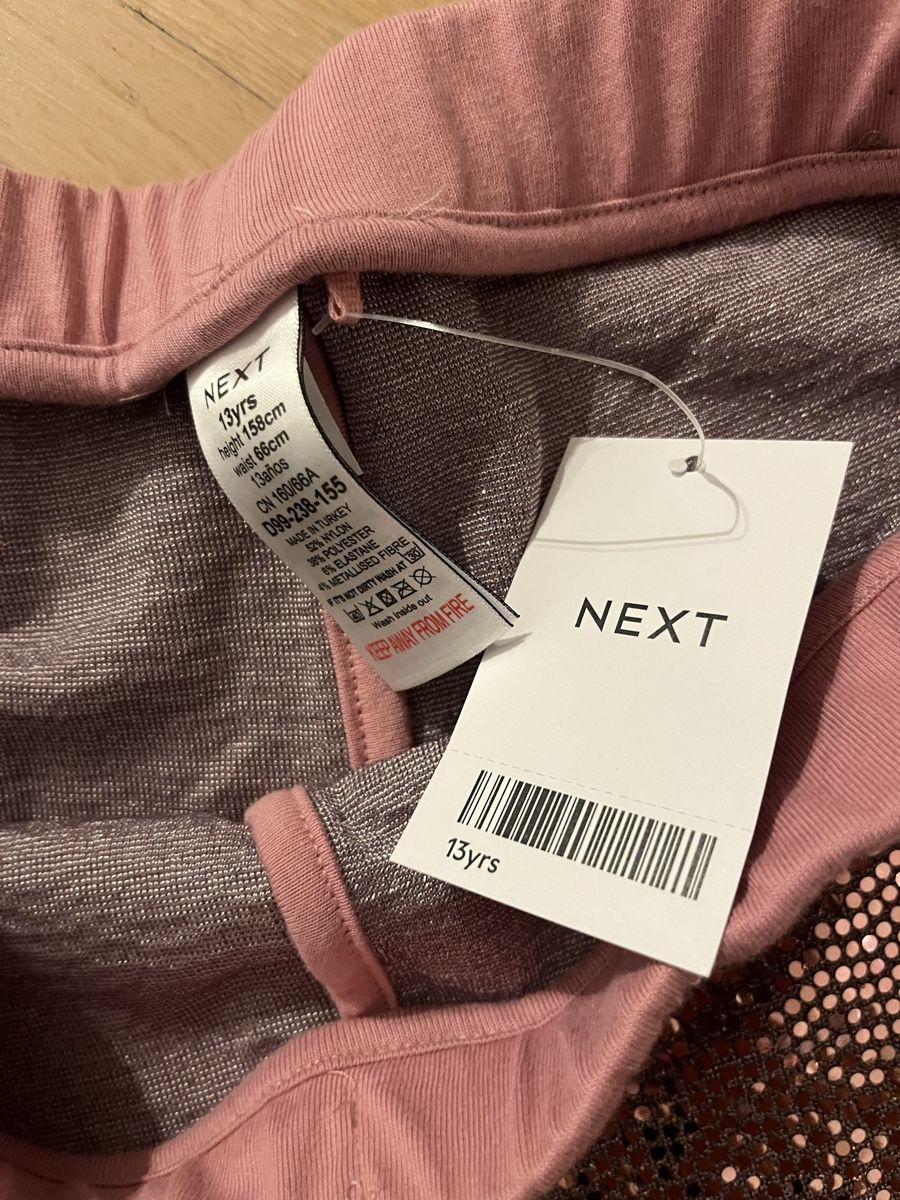 Next Calze & Collant: Pink Sequin Shorts NEXT 13 Years - NEW – Nuovo e nell'imballaggio originale da Oberglatt ZH venduto da Sale12 1