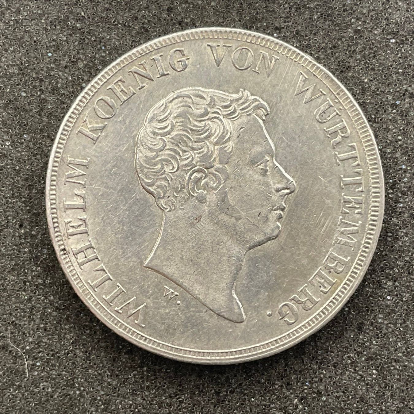 Tutti le monete: Taler Deutschalnd Württemberg 1833 D – Usato da Reitnau venduto da tb-muenzen 2