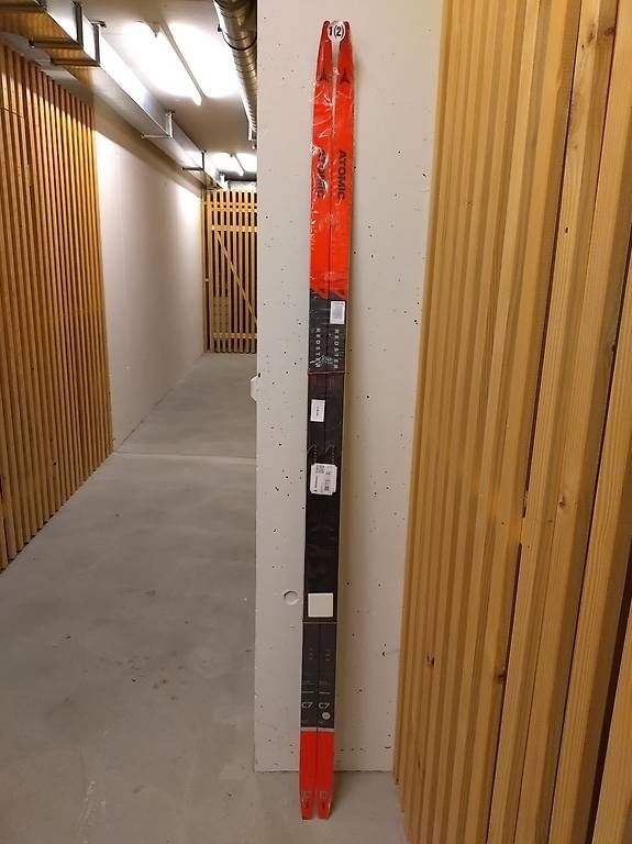 Atomic Sci: atomic redster c7 skintec medium 192 cm – Usato da Ibach venduto da Rgwerder
