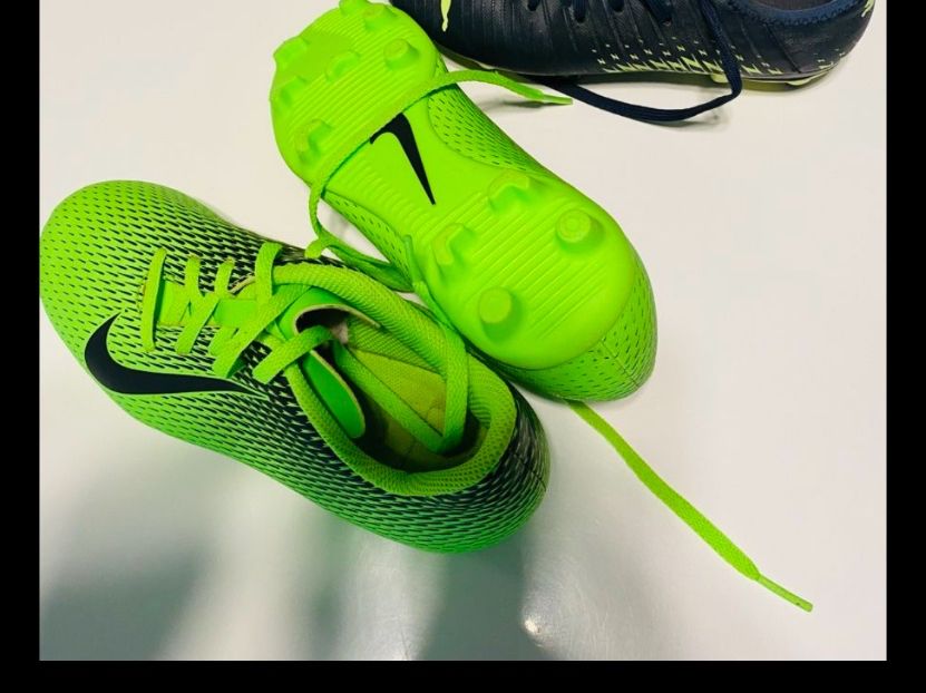 Nike Scarpe per ragazzi: Fussballschuhe Nike,Gr. 34 – Usato da Schliern b.Köniz venduto da Nikk0tin 2
