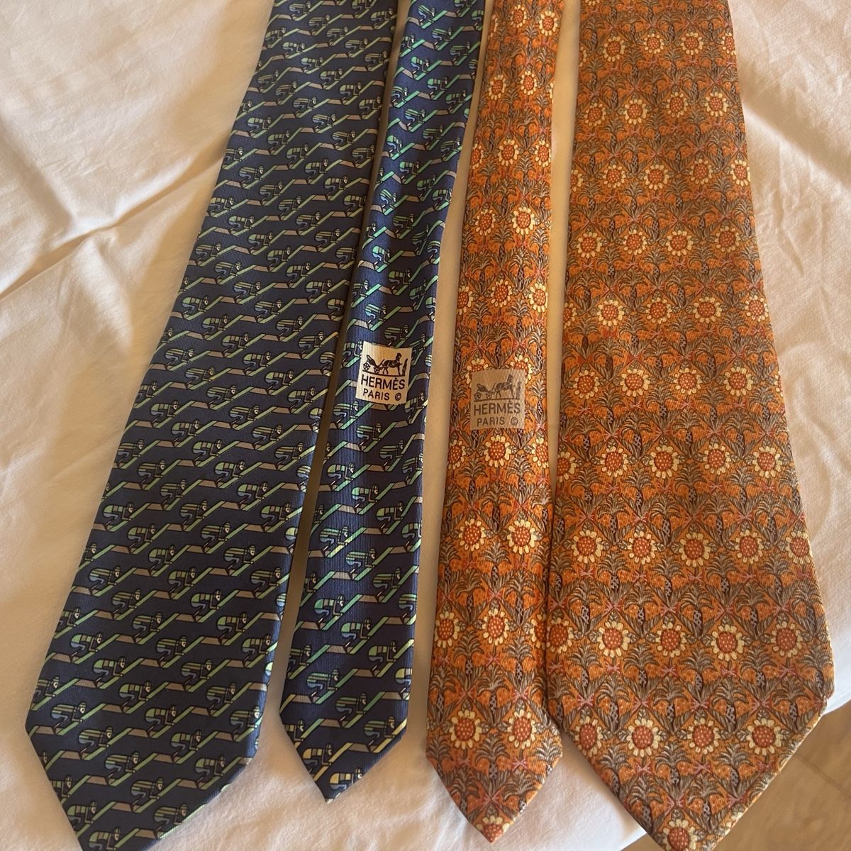 Hermès Cravatte: Hermès 2 Cravates soie – Usato da Leysin venduto da hel_h2yl