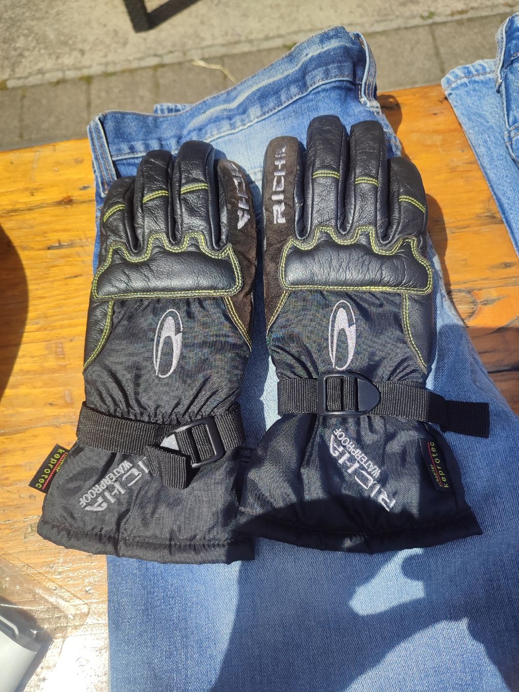 Guanti & manicotti: Damen Motorradhandschuhe Gr. S – Nuovo (secondo la descrizione) da Subingen venduto da cestmoi02