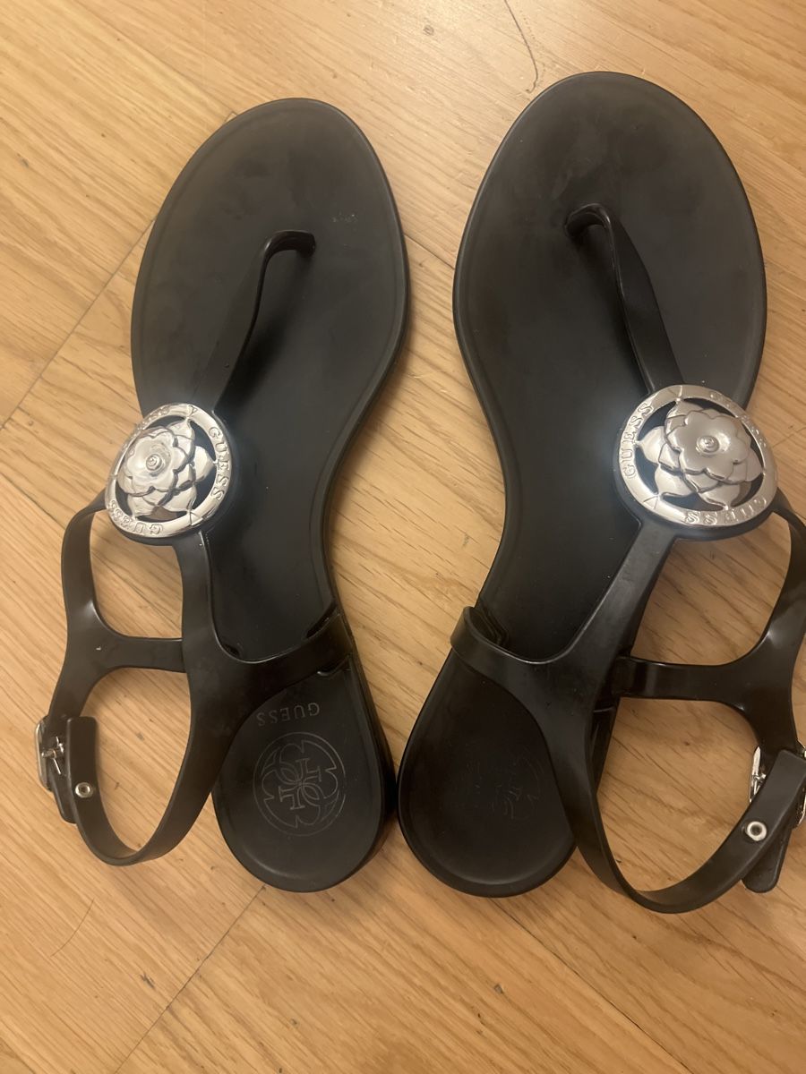 Guess Scarpe da donna: Sandalen Guess – Usato da Zürich venduto da sabri810 1