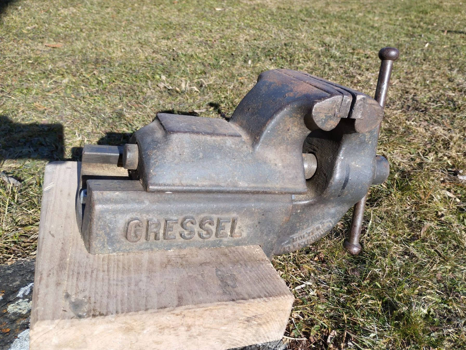 Gressel Schraubstock (Gebraucht) in Neuhausen für CHF 90 – mit ...
