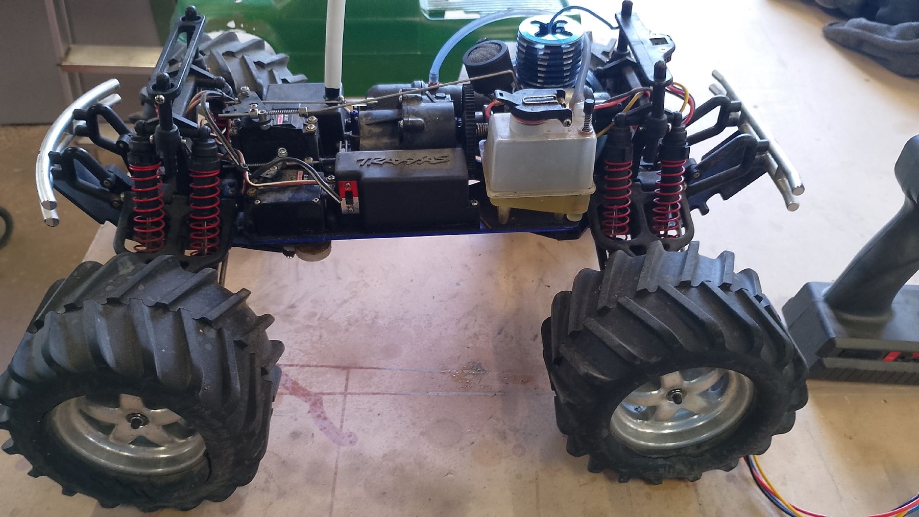 Traxxas RC Kits de montage: T Maxx Traxxas 1/10 – D'occasion à Fey (Nendaz) par tim_5q6t 3