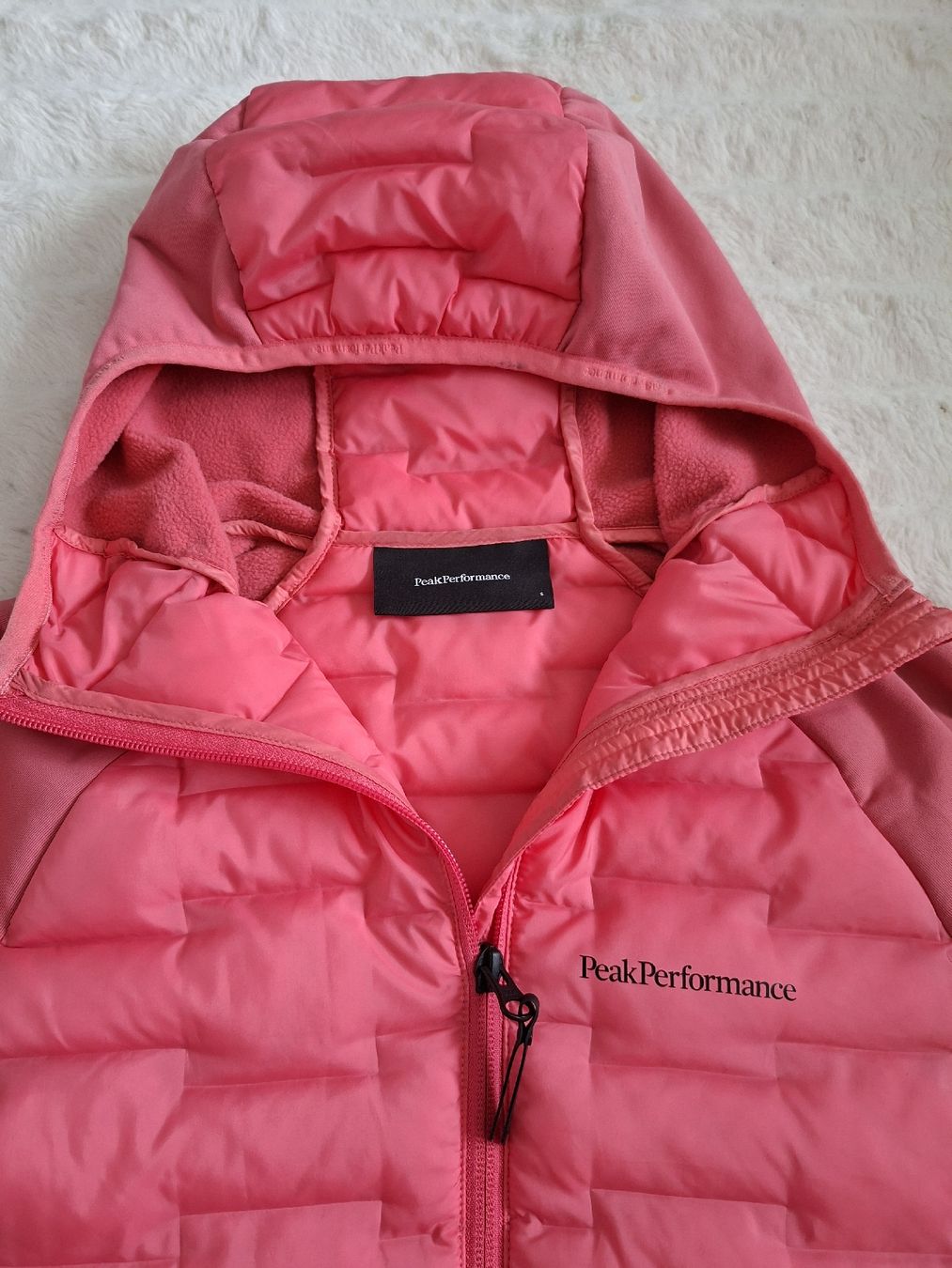Peak Performance Jacken: Veste Peak Performance rose taille S,  – Gebraucht aus Renens VD von ser_j2fn 4