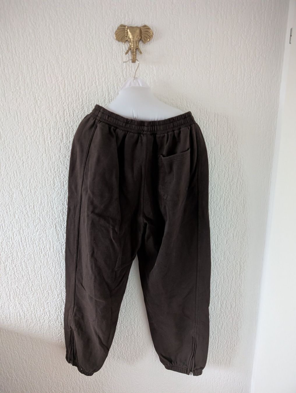 Pantaloni: UrbanClassics - Trainerhose – Usato da Pfäffikon SZ venduto da RainerZuefall 1