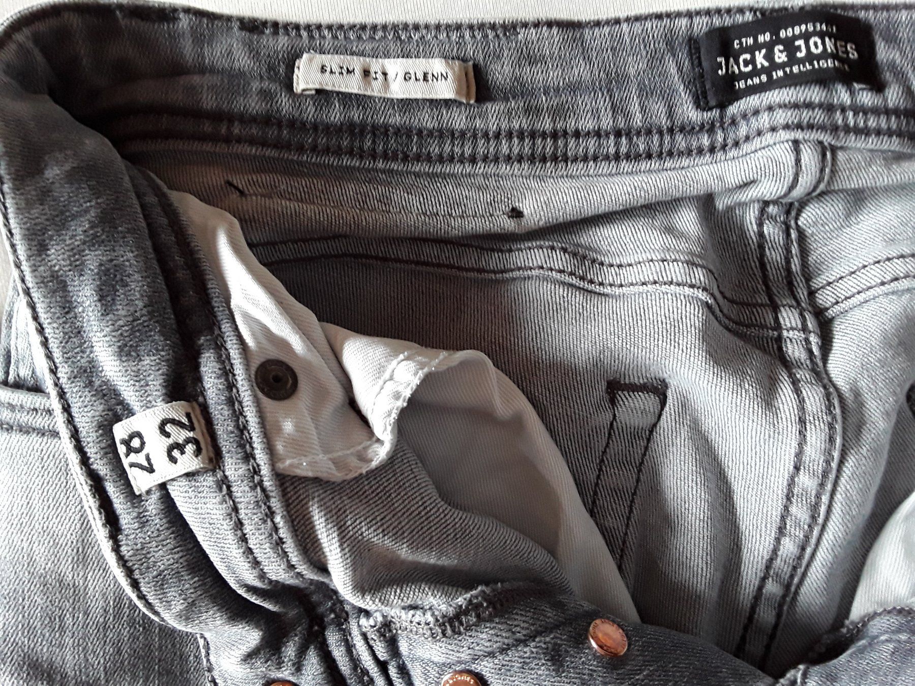 Jack & Jones Pantaloni: Jeans Jack & Jones Gr. 28/32 – Usato da Wattwil venduto da tannenmeise73