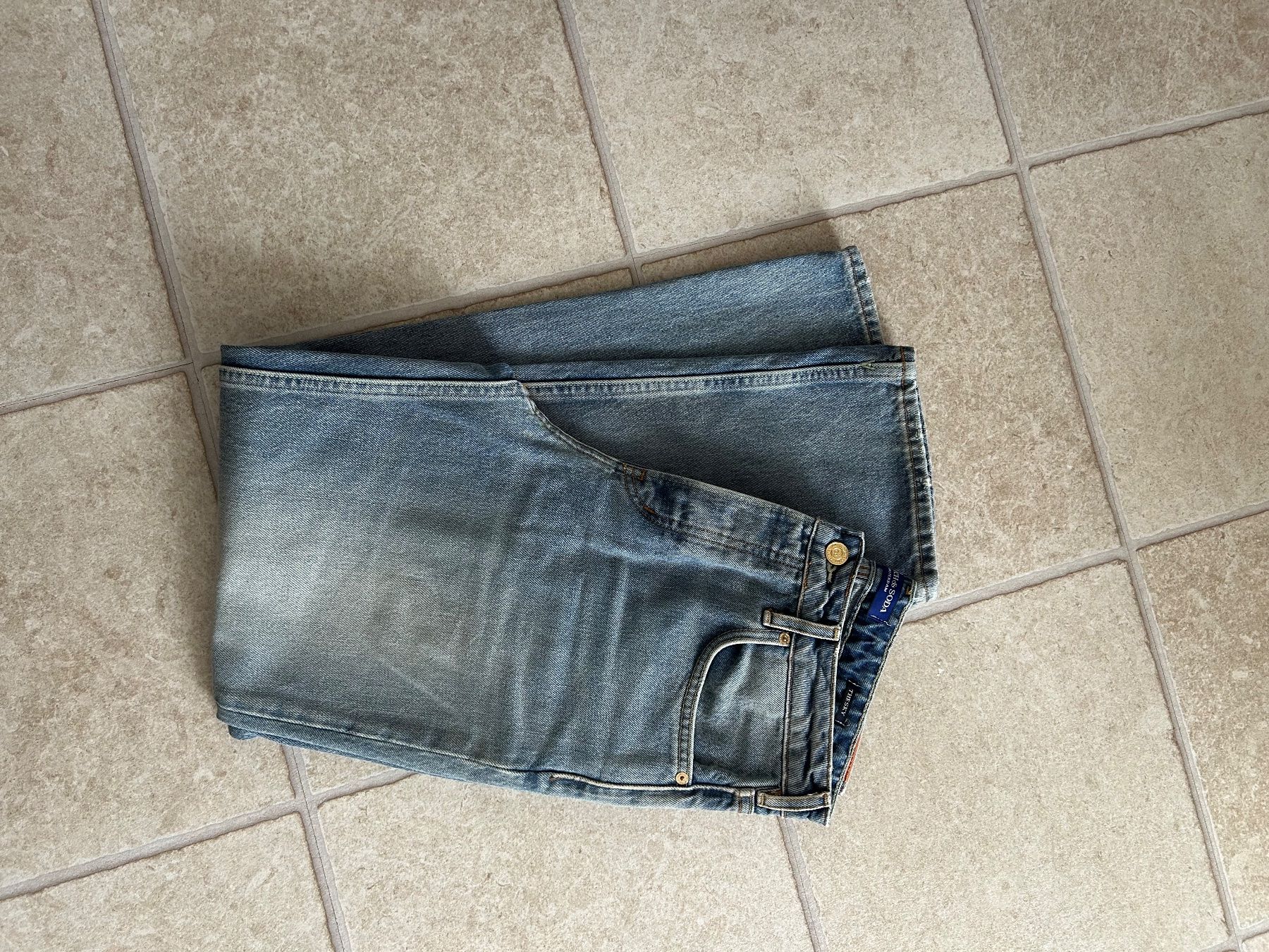 Jeans: Jean Skotch&soda comme neuf grosse 27 – Usato da Courroux venduto da Yermakova 3