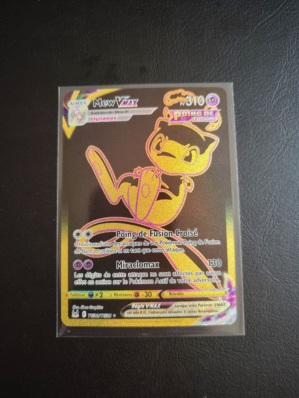 Pokémon Carte collezionabili: Mew VMAX TG30/TG30 – Nuovo (secondo la descrizione) da Lausanne venduto da PokePoke