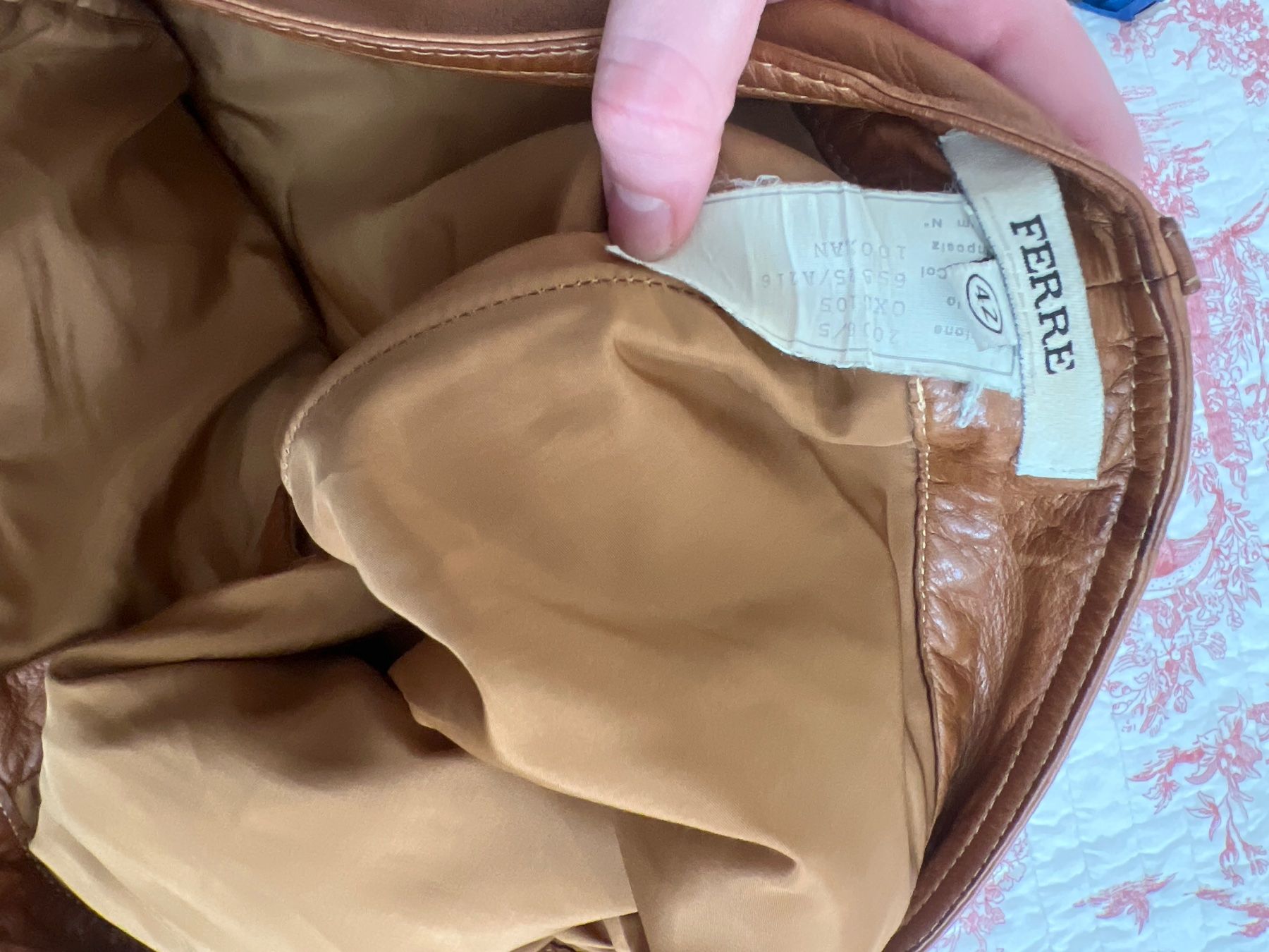 Gianfranco Ferre Pantaloni: FERRE Lederhose 42 2006 – Usato da Basel venduto da katayasistersvintage 6