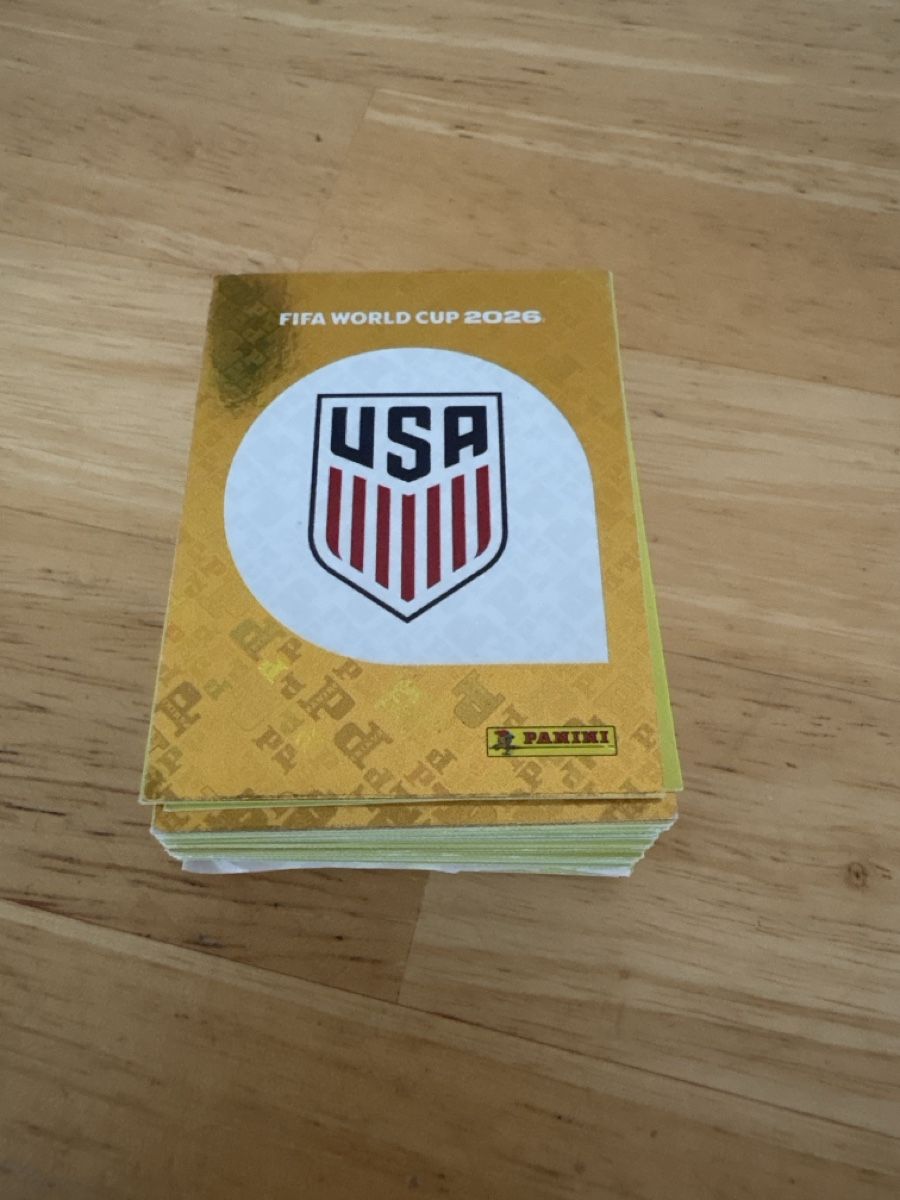 Panini Sammelbilder & Trading cards: Panini Stickers 2026 zu tauschen  – Neu und originalverpackt aus Binningen von chr_g6n2