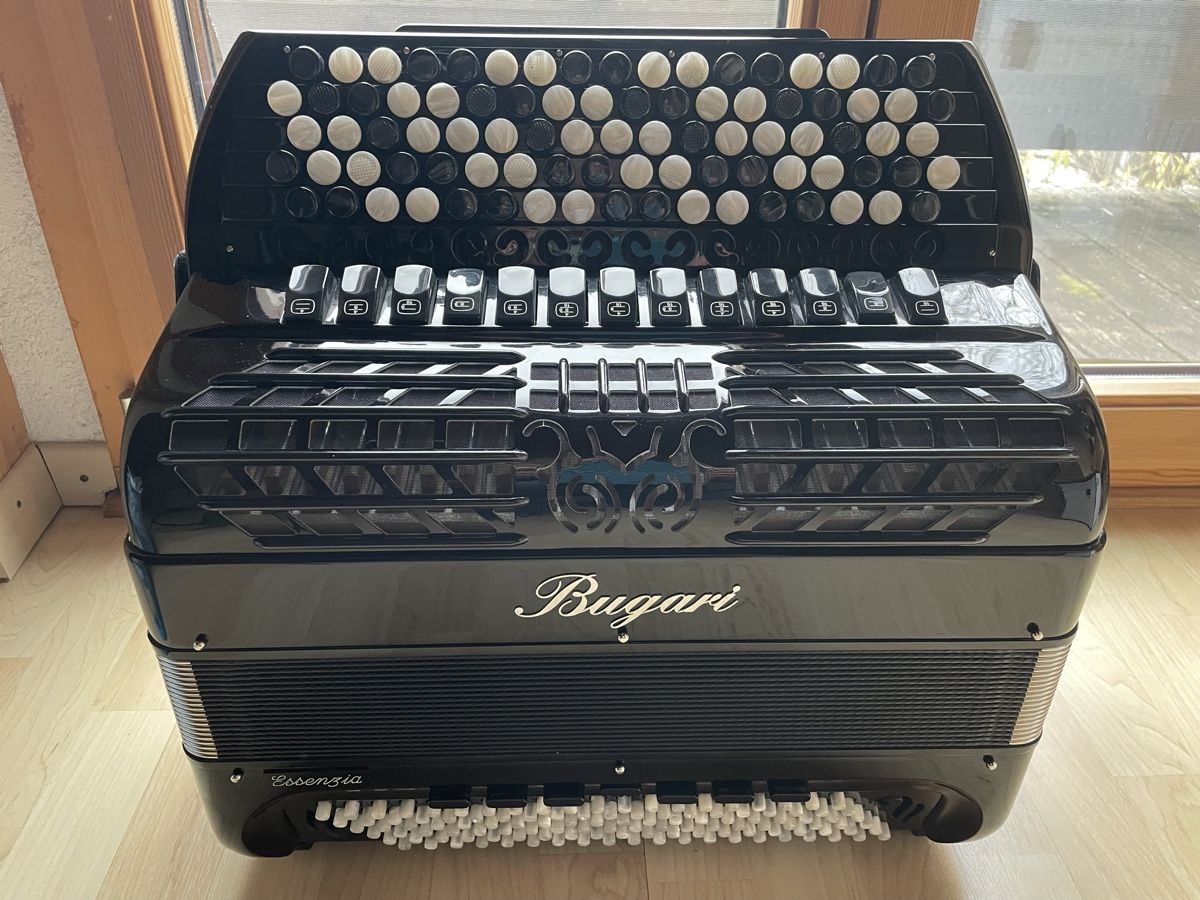 Instruments de musique: Akkordeon Bugari – Neuf (Voir description) à Yvonand par Wiwika 1
