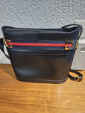 Gucci Umhängetasche – seltenes Vintage-Modell, guter Zustand