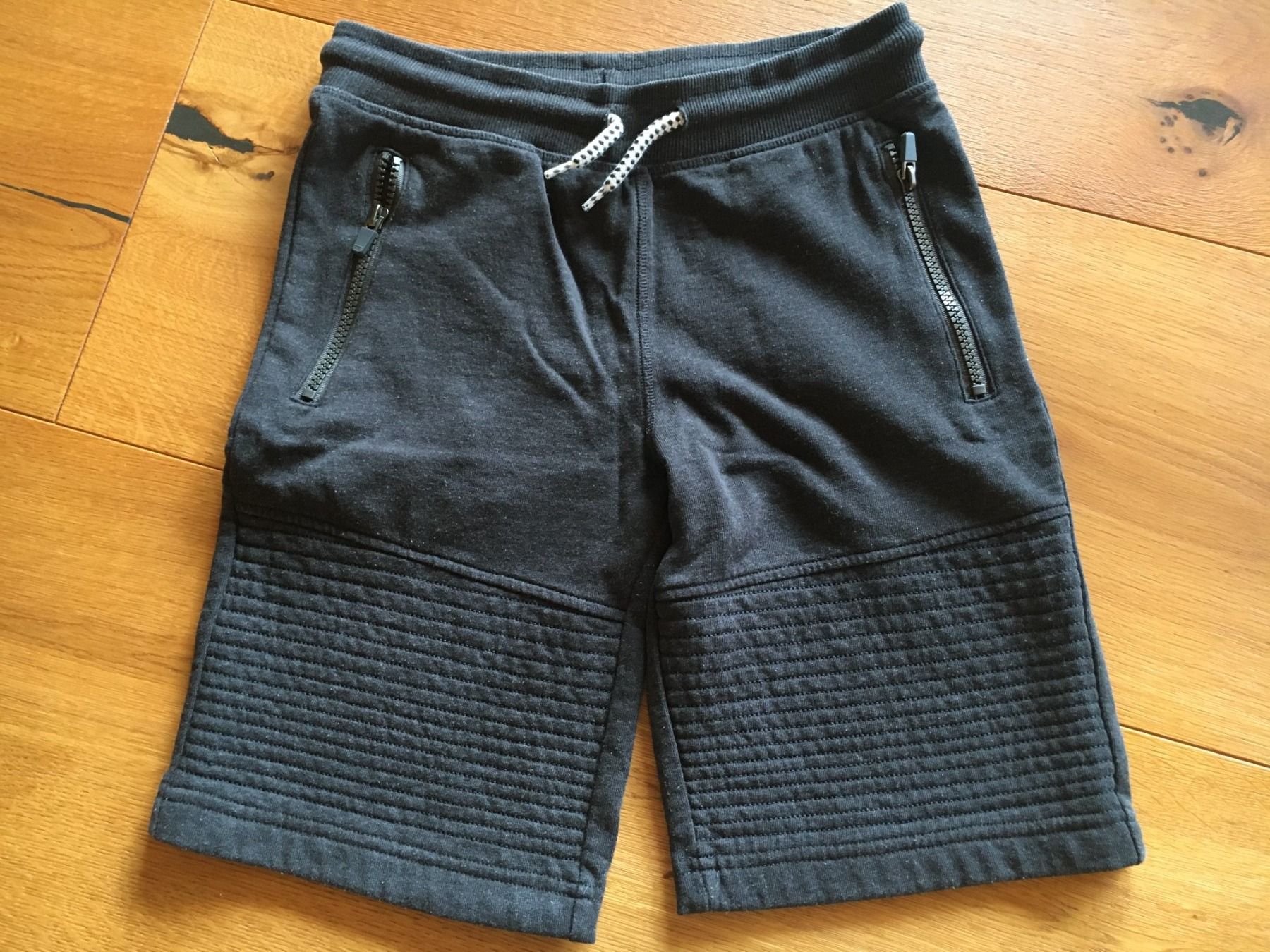C&A Pantaloni: Kurze Hose Knaben, Gr. 140 – Usato da Gebenstorf venduto da Pphizi