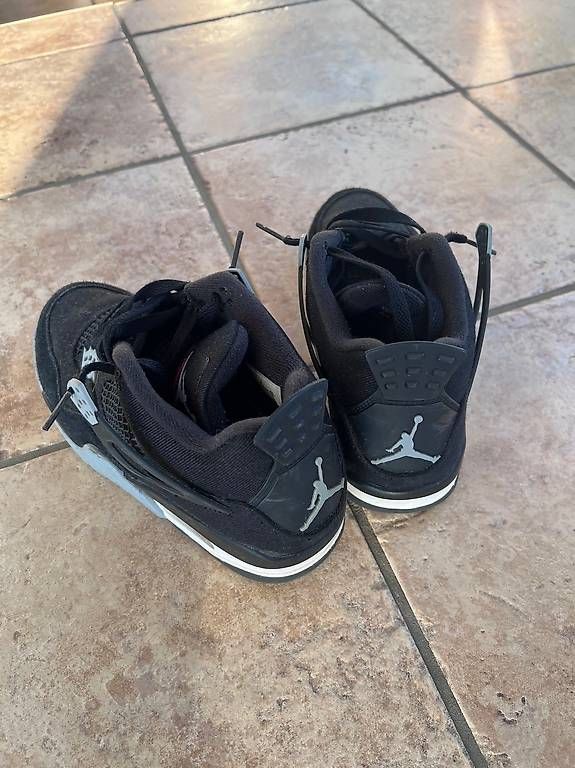 Chaussures hommes: Air Jordan 4 – D'occasion à Le Locle par inf_8x7d 3