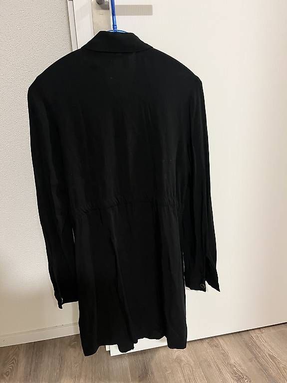 Vestiti: Kleid schwarz XS / 34 – Usato da Erstfeld venduto da imla_ 1