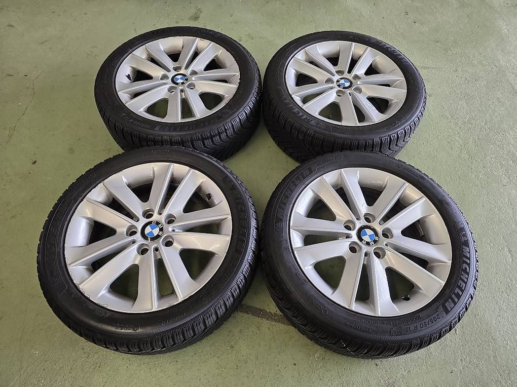 BMW Pneus & Roues: Winterräder Original BMW 1er  E81 E82 E87 E88 – D'occasion à Rümlang par AZAutozubehor 4
