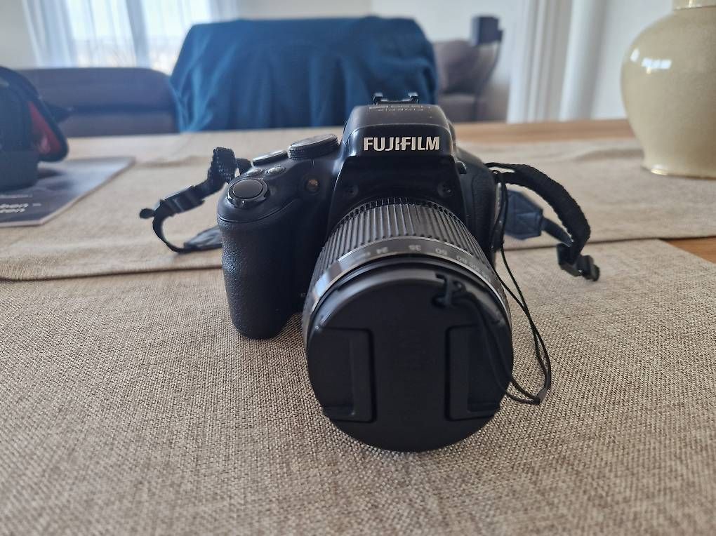 Appareil photo: fujifilm hs50exr – D'occasion à Feuerthalen par olg_hgs9 2