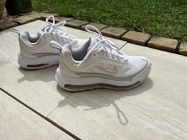 Baskets Nike blanches, pointure 36