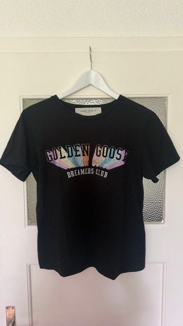 Golden Goose T-shirt: Golden Goose T-Shirt – Nuovo (secondo la descrizione) da Chur venduto da Alex2102