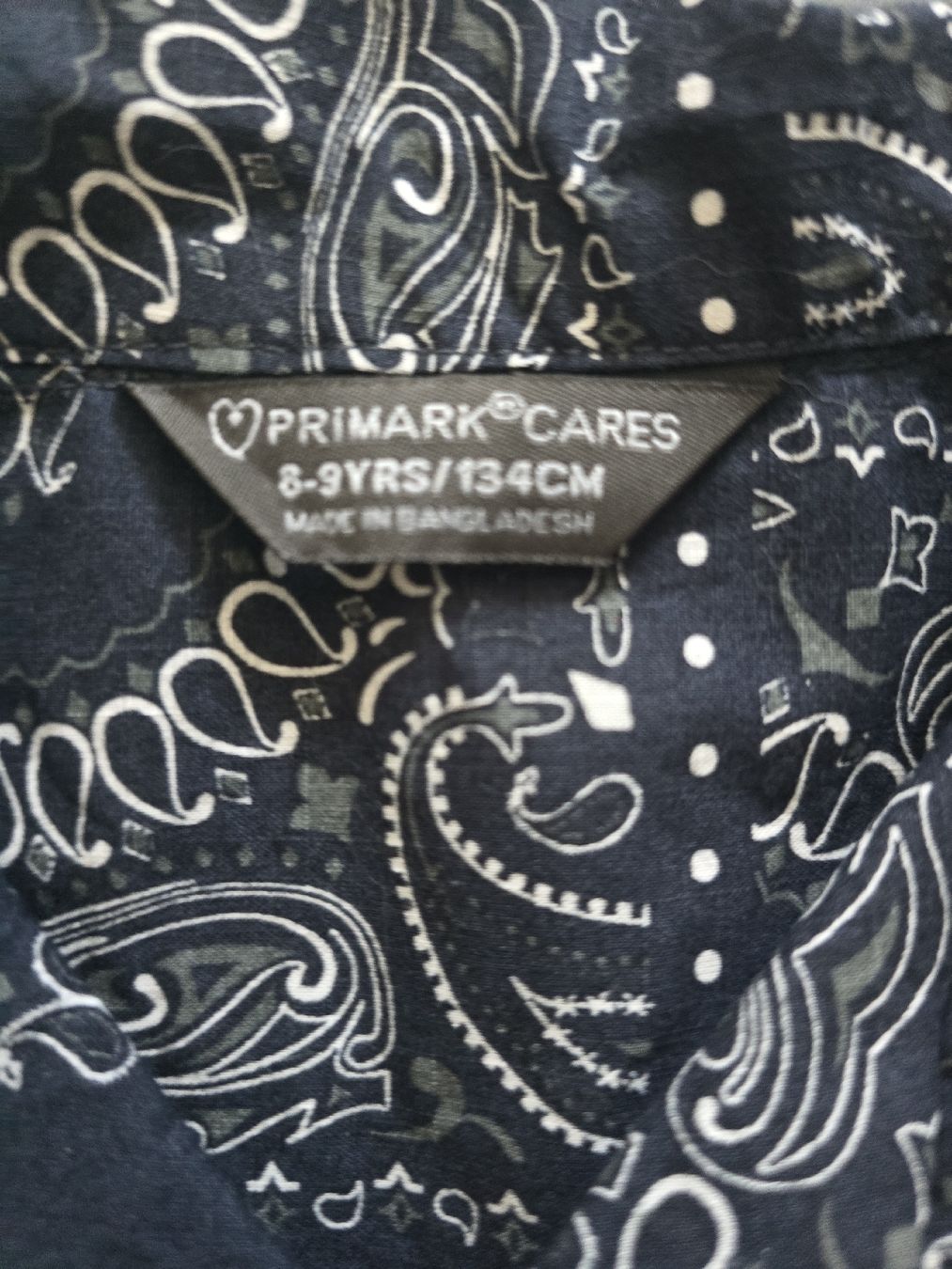 Chemises, T-shirts & Polos: Hemd kurzarm Grösse 128-134 – D'occasion à Unterentfelden par Panda-87 2