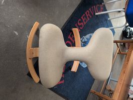 Ergonomischer Stokke / Varier Kniestuhl aus Schweizer Fachha