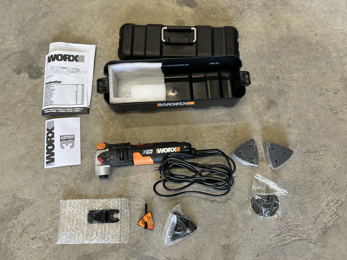 Worx Tutti gli attrezzi: WORX Sonicrafter Multitool mit Zubeh. – Usato da Seuzach venduto da Commodore64
