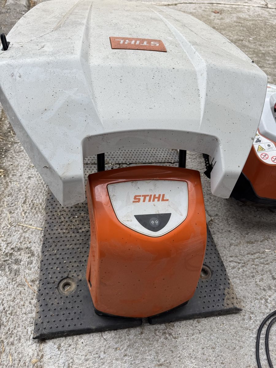 Stihl Rasenmäher: Rasenmäher Roboter Stihl – Gebraucht aus Kappelen von Bluesim77 5