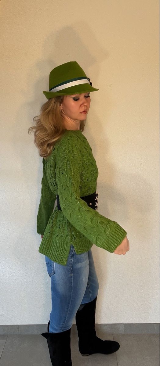 Maglioni & Felpe: Pull en tricot vert sapin – Usato da Pont (Veveyse) venduto da pil_k9jp 5