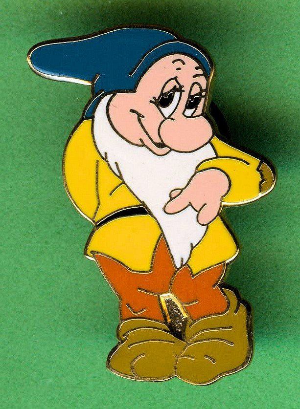 Disney Placchette & Badge: Disney   Zwerg  PIMPEL – Usato da Winterthur venduto da Sammleroase