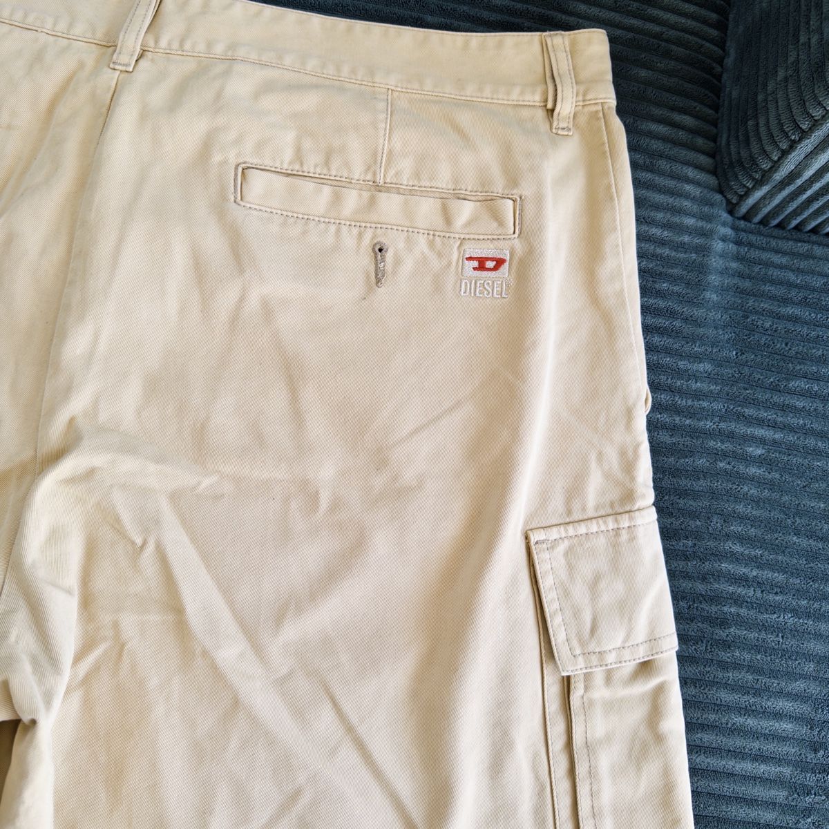 Diesel Pantaloni: Diesel cargo shorts beige – Usato da Brig venduto da hanasm22 1