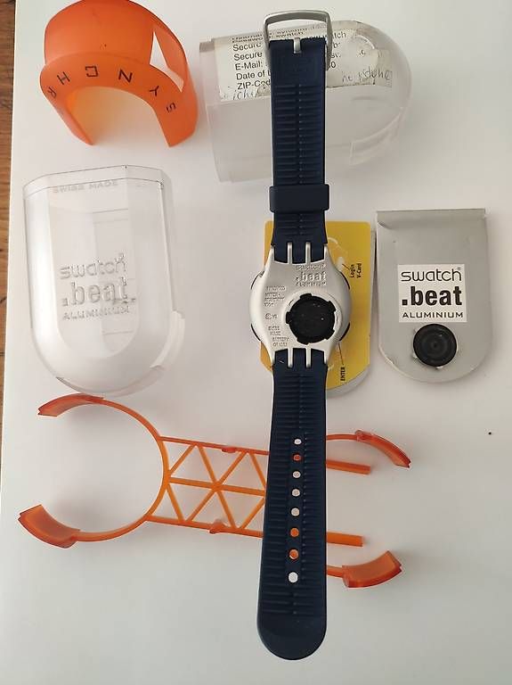 Swatch Montres: Swatch .beat Aluminium – D'occasion à Zürich par rald 1