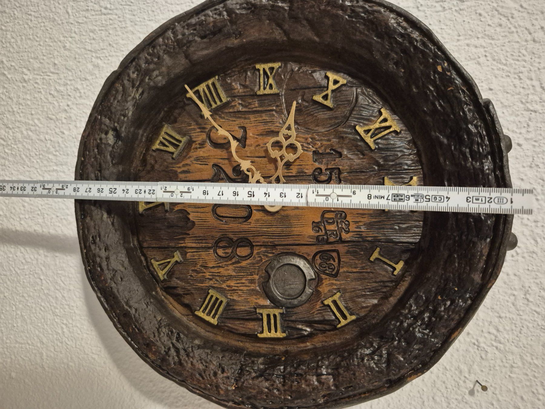 Orologi da terra & Orologi da parete: Alte, Rustikale Wanduhr im Holzdesign – Usato da Wiler b. Utzenstorf venduto da ryan81 4