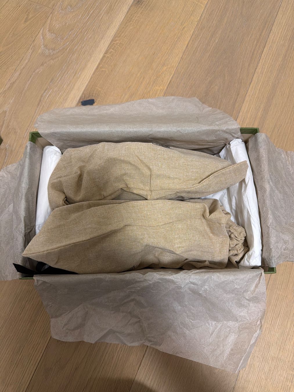 Gucci Scarpe da donna: Gucci Bienen Espadrilles Gr. 37.5 – Usato da St. Gallen venduto da TairiZ 4