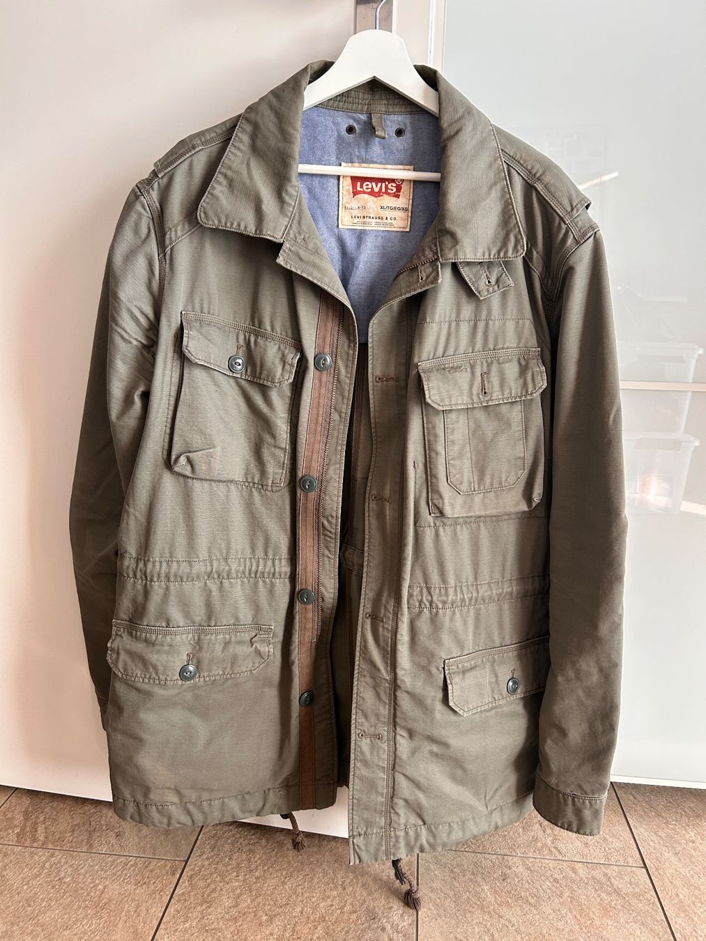 Levi's Jacken: Levi’s Field Jacket – Neu (gemäss Beschreibung) aus Bönigen von zis_bnd7