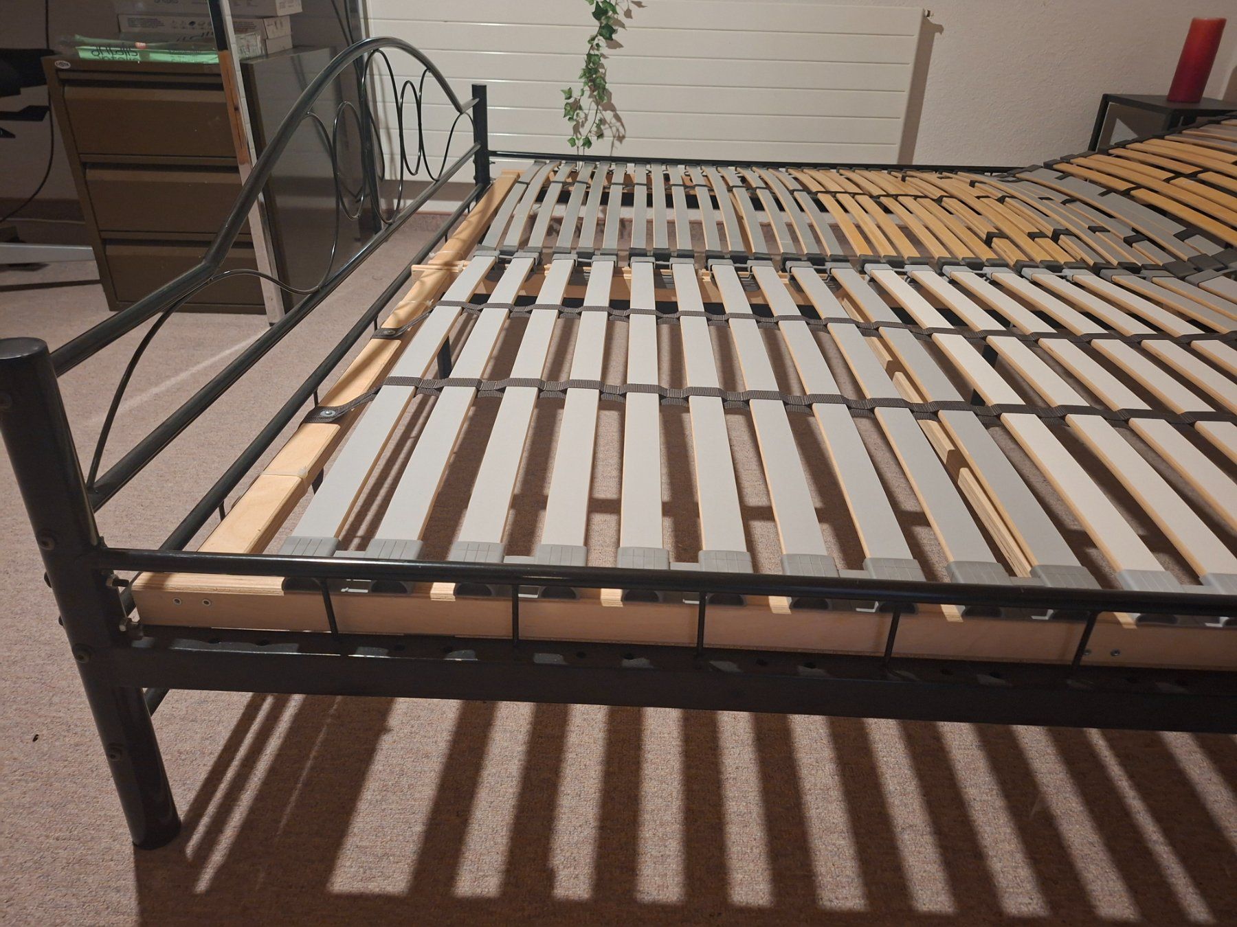 Lits: Doppelbett mit 2x Flex-Lattenrost – D'occasion à Wängi par mas_7ldd 2