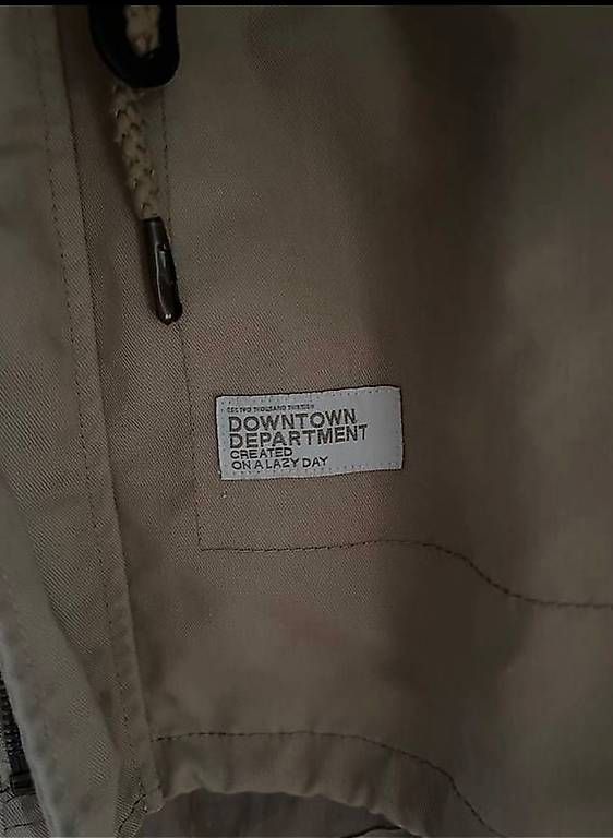 Cappotti: Mantel / Jacke mit Kapuze – Usato da Horgen venduto da braids3 2