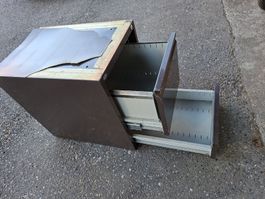 Bürocontainer braun, 2 Schubladen, Bastlerobjekt, gebraucht