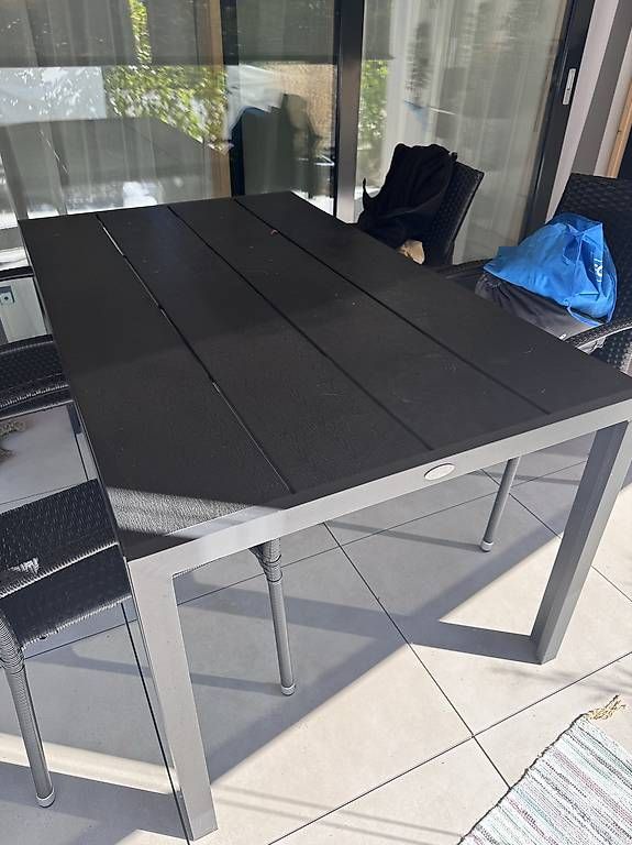 Tische: Gartentisch – Gebraucht aus Kirchberg BE von tel_y5cr