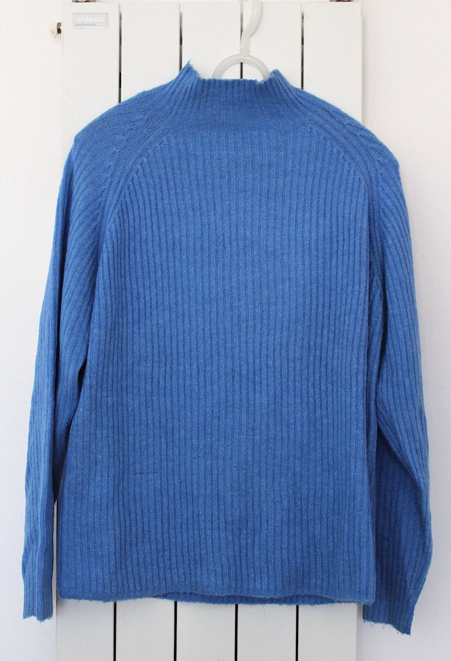 Pullover & Sweatshirts: Hellblauer Strickpullover , verm. M/L , siehe Masse . – Gebraucht aus Locarno von madame-tus-sauds