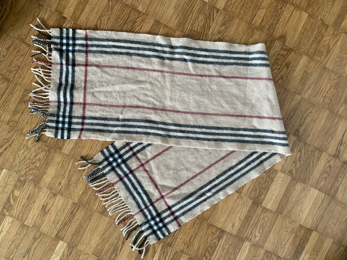 Foulards, Tücher & Schals: Burberry schal – Gebraucht aus Zürich von Nikuska32 6