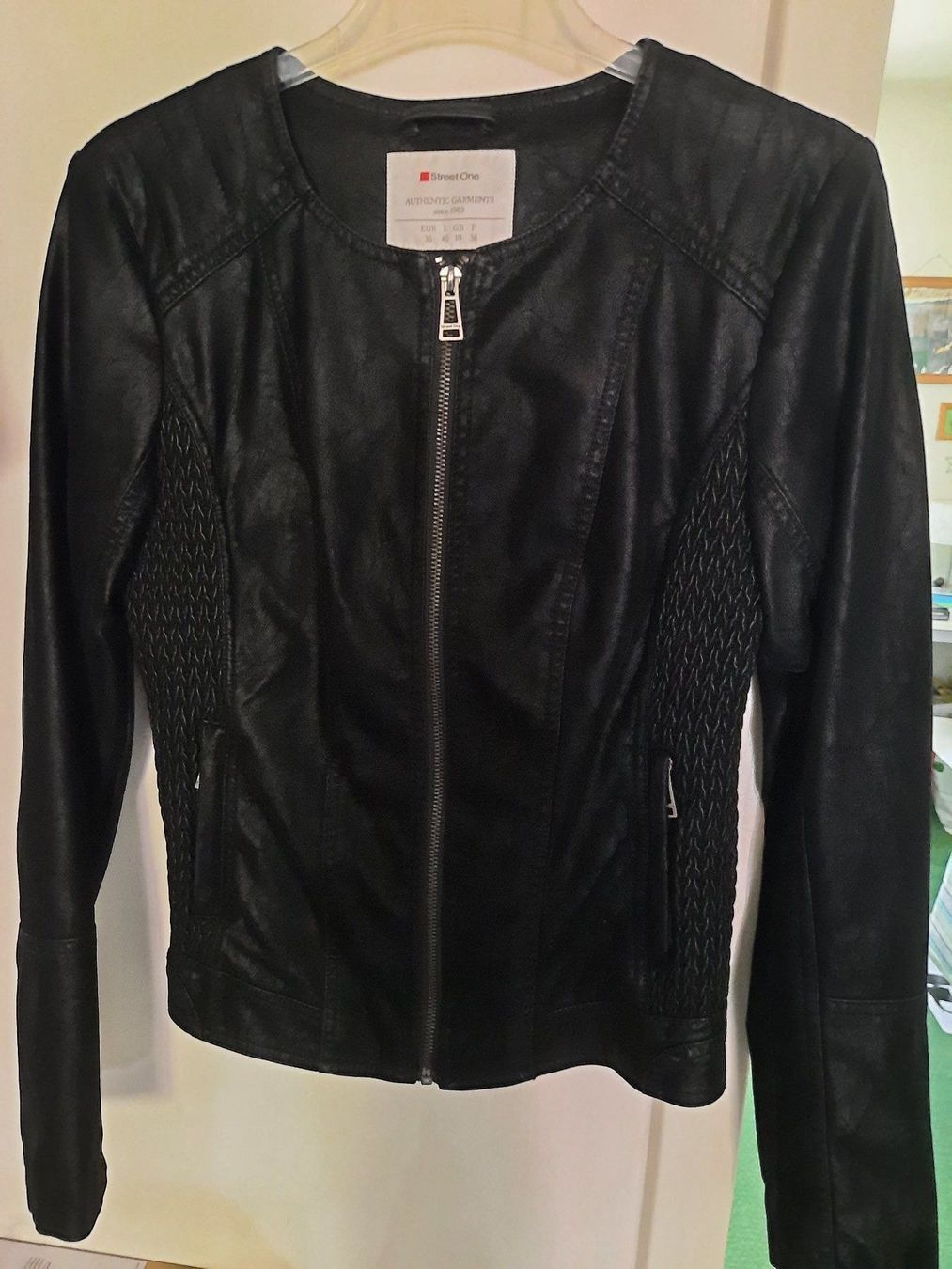 Jacken: Damen-"Biker"-Jacke / Blouson,  Grösse  34/36 – Neu (gemäss Beschreibung) aus Allschwil von saphira012